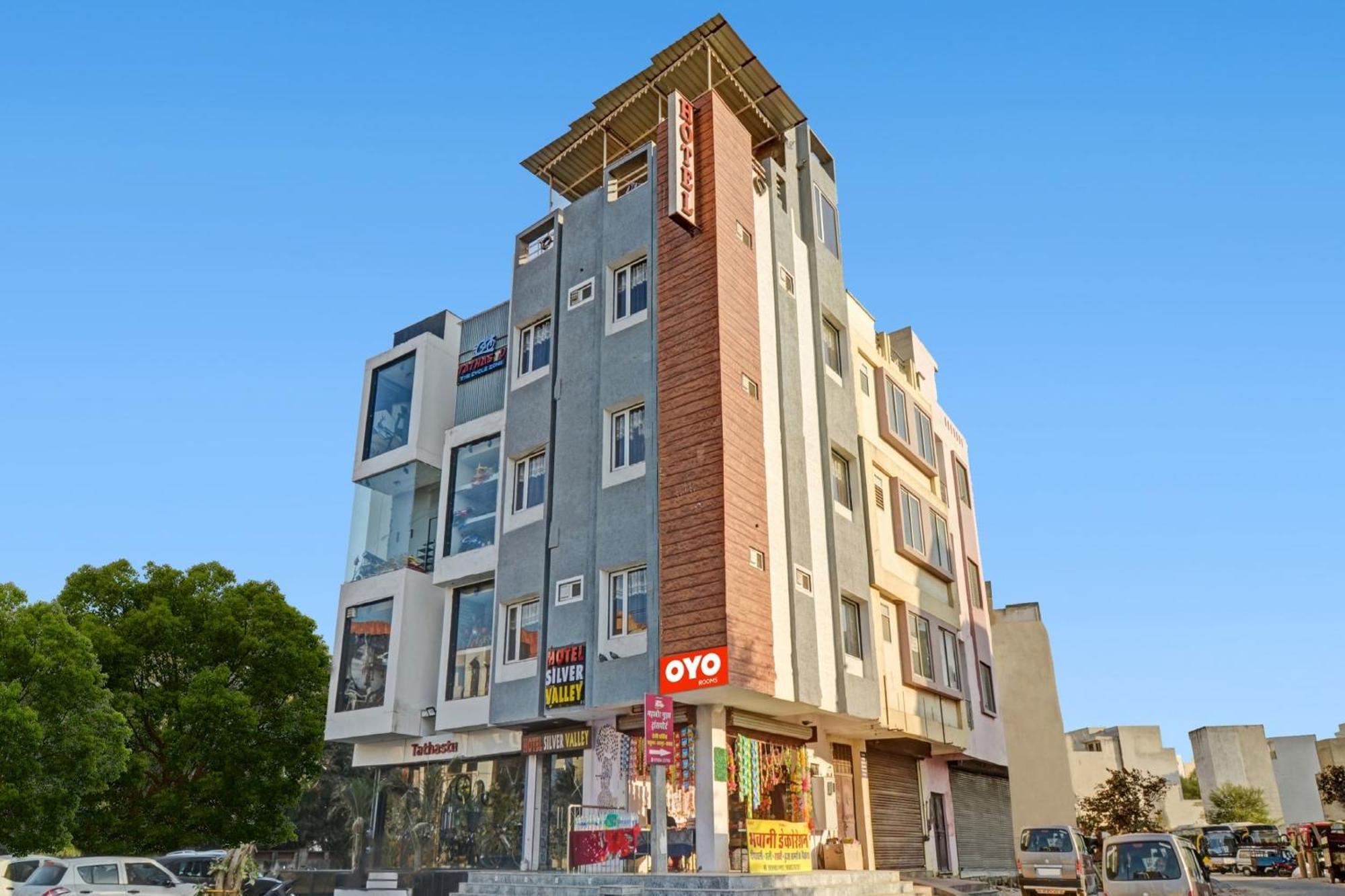 Hotel O Silver Valley Udaipur Bagian luar foto