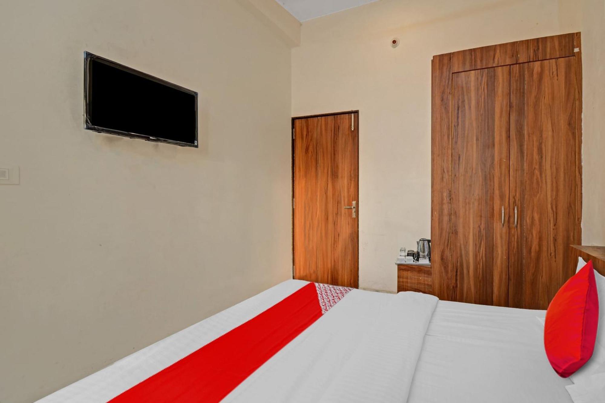 Hotel O Silver Valley Udaipur Bagian luar foto